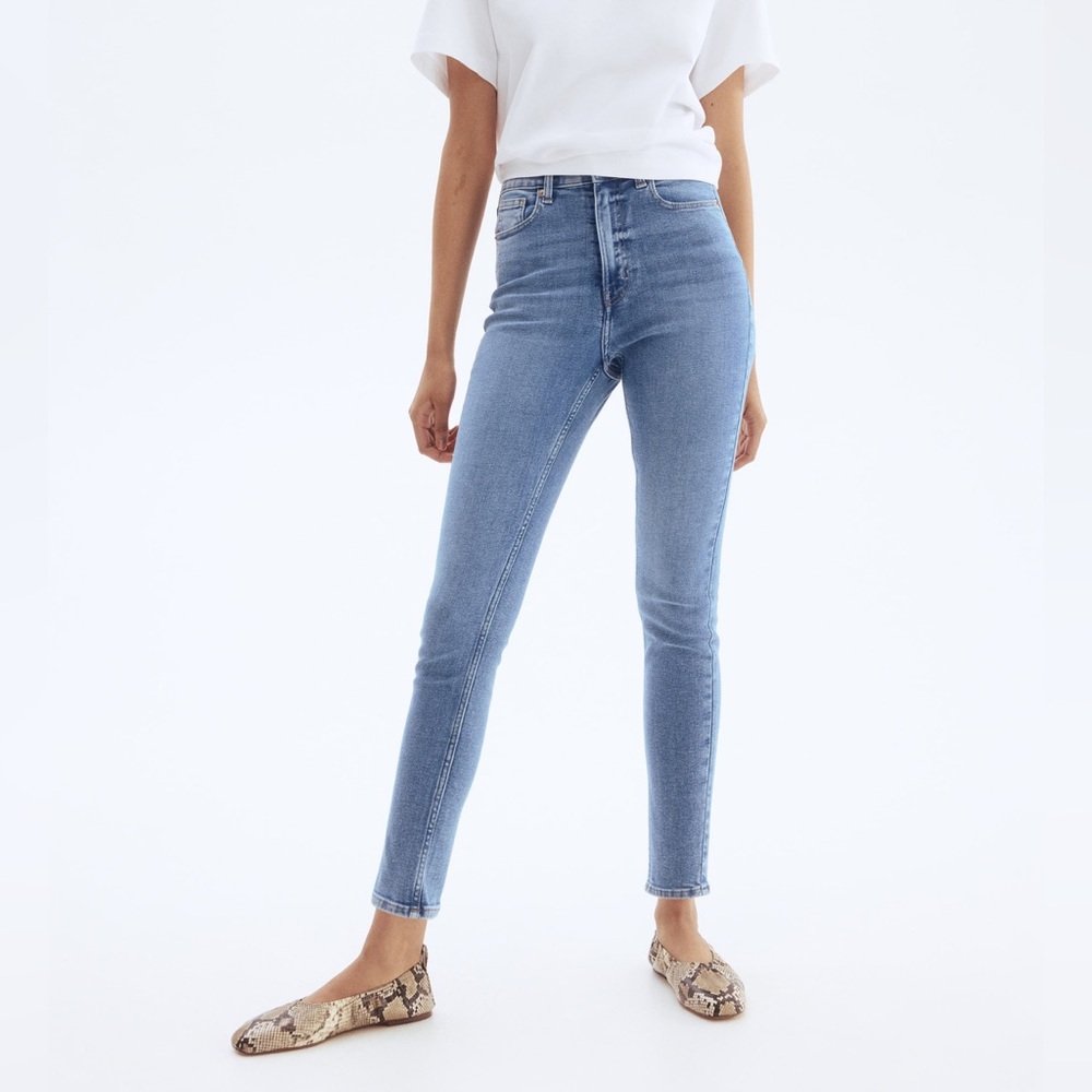 H&M Light Blue Skinny Jeans Size 10